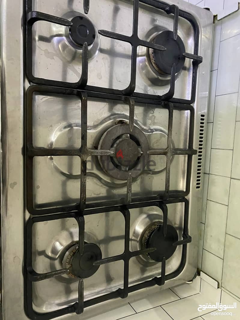 Gas cooker And Oven - Midea  موقد جاز - طباخه وفرن 2