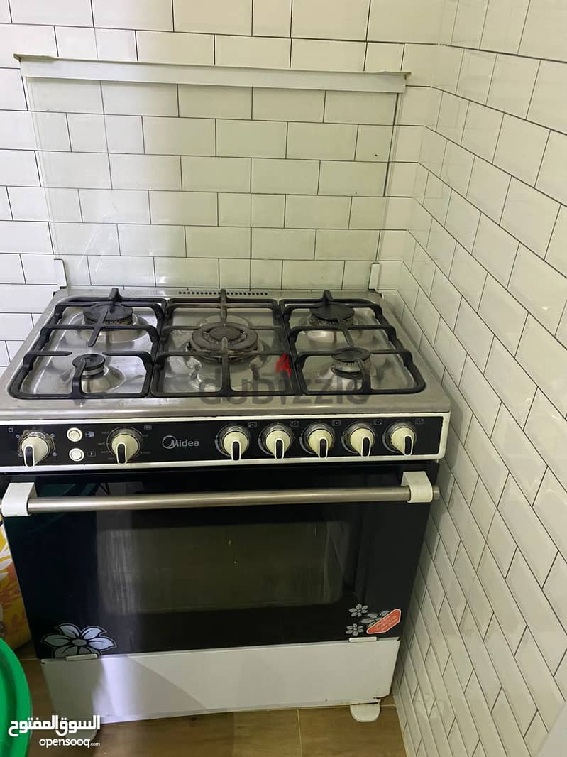 Gas cooker And Oven - Midea  موقد جاز - طباخه وفرن 3