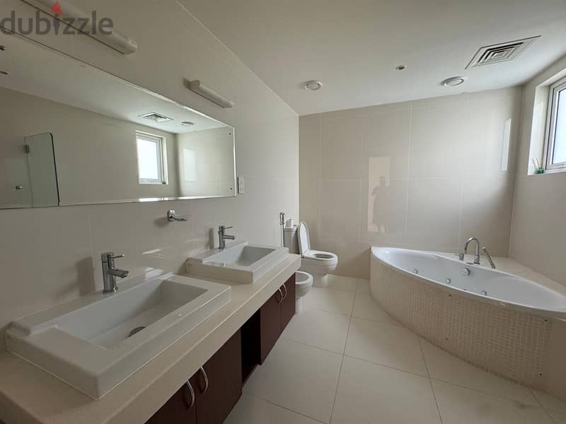 4 BR + 1 Cozy Villa with Maid’s Room in Al Mouj 13