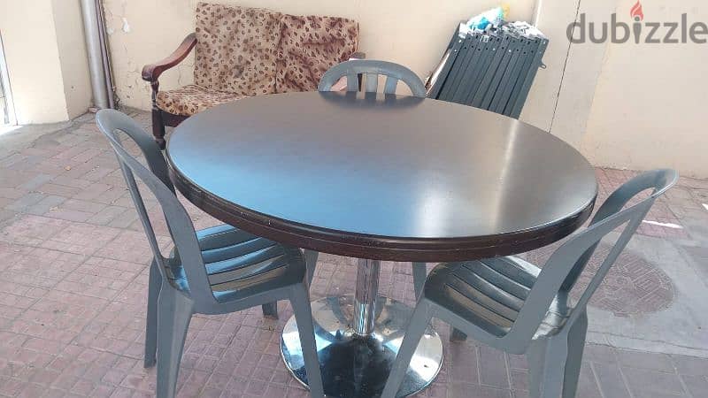 dinning. table. sale 3