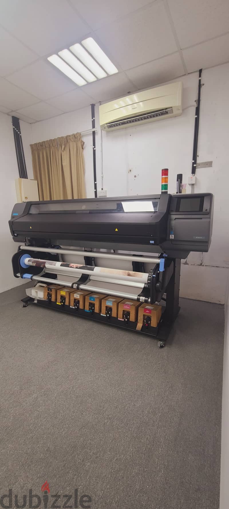 HP Latex 570 Wide-Format Printer for Sale – Excellent Condition 1