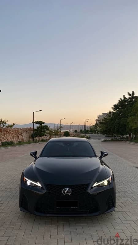 Lexus IS350 f sport 0