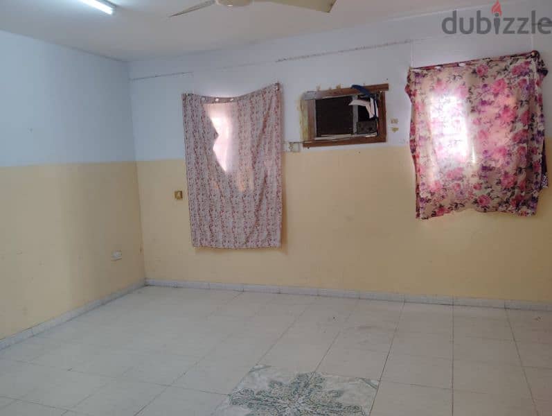 room per rent in al khoud +968 9269 3098 0