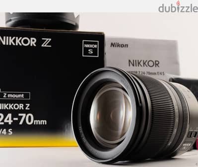 Nikon Mirrorless lens. Nikkor Z 24-70 f/4 S zoom lens