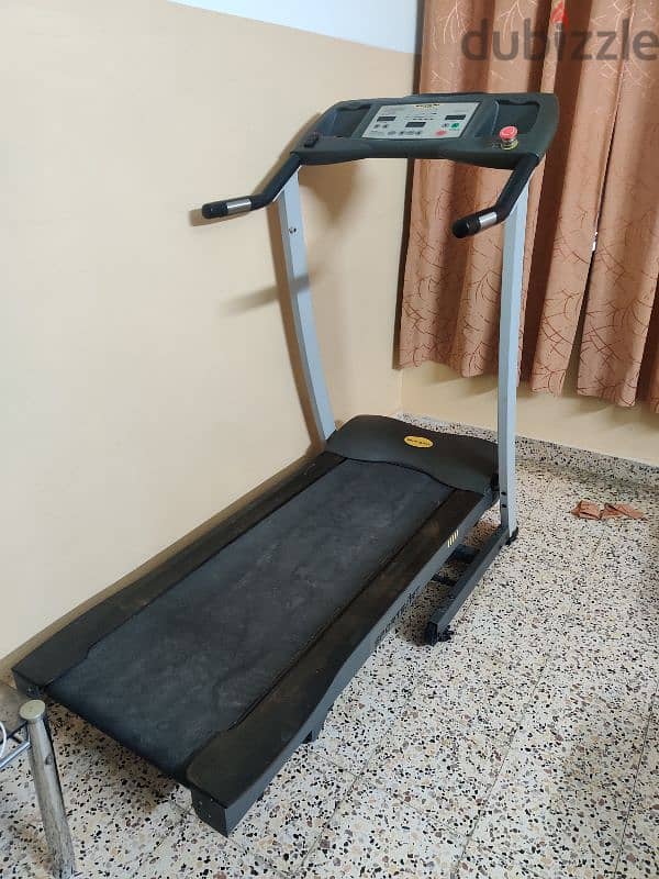 SportsArt Treadmill for SALE 0