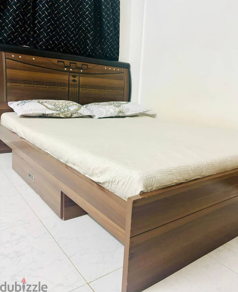 BED AND MATTRESS FOR SALE 0