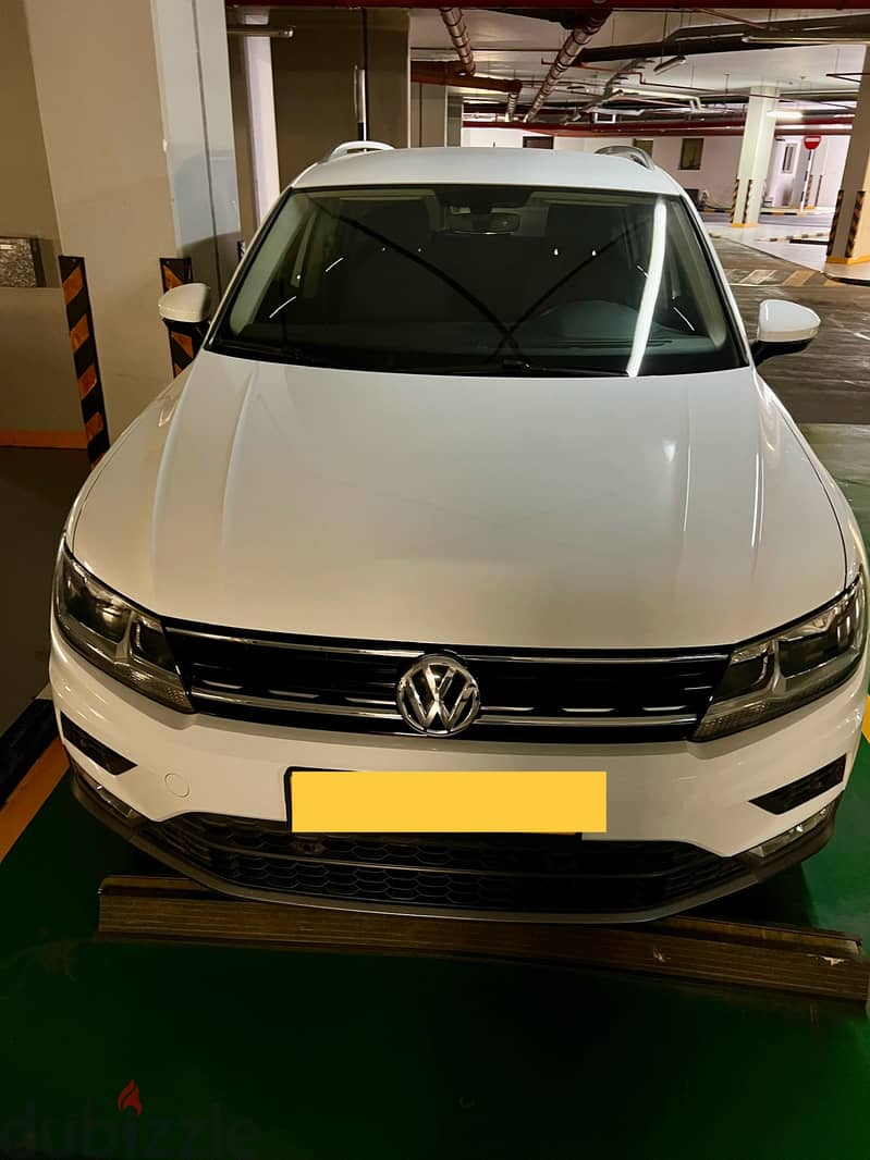 2017 Volkswagen Tiguan 2.0 L SE 0