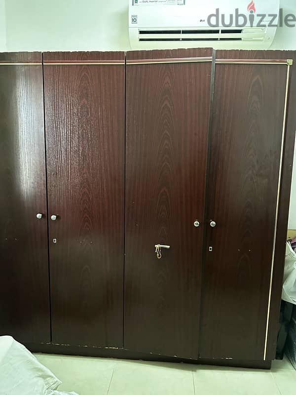 wardrobe 4 door 2