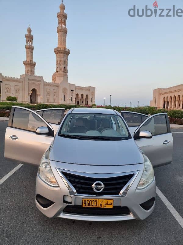 Nissan Sunny 2015 0