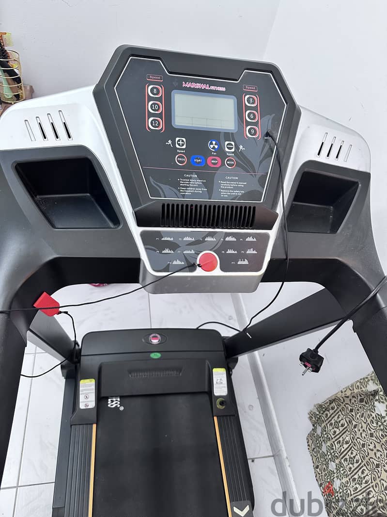 3.5 HP Treadmill Hardly used 3