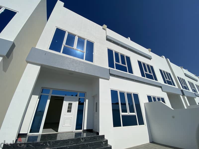 1ME29-New 5+1 BHK Villa For Rent in Azaiba 0