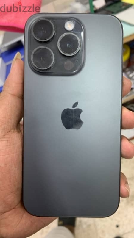 iPhone 15pro 128gb 0