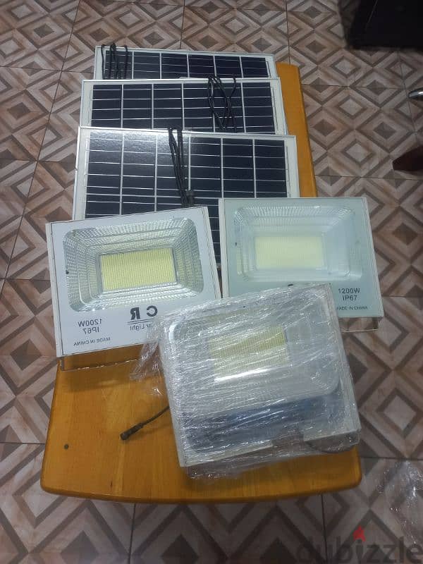 automatic solar light 3 pcs with panel and remote 1