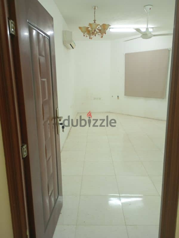 Room and bathroom in amerat alnhda 2