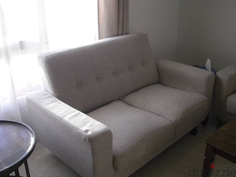 2 seater and 3 seater sofa 0