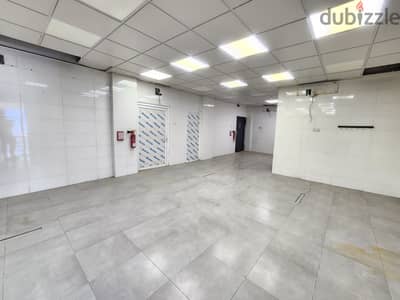 900 SQM Prime Showroom Space For Rent in Ghubrah North PPC111