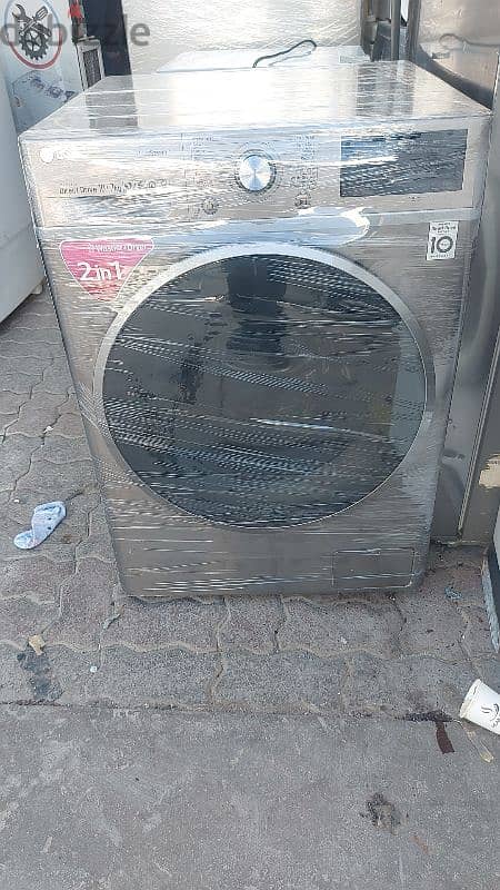 LG 10kg washer+dryer for sale 0