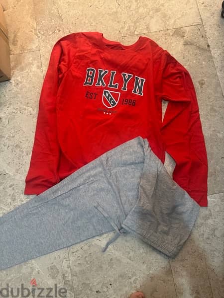 Pyjamas and Jackets Age 10-14 years and Men size S 3