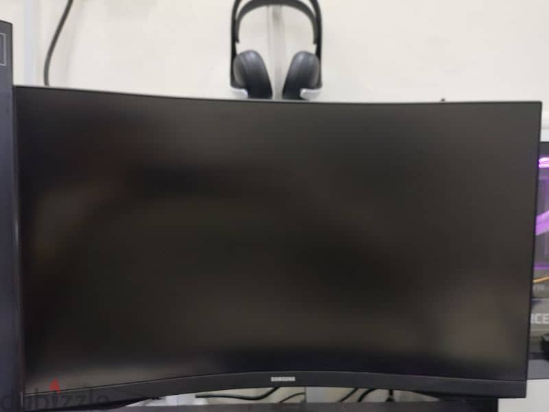 samsung odyssey G5 27" very clean 1