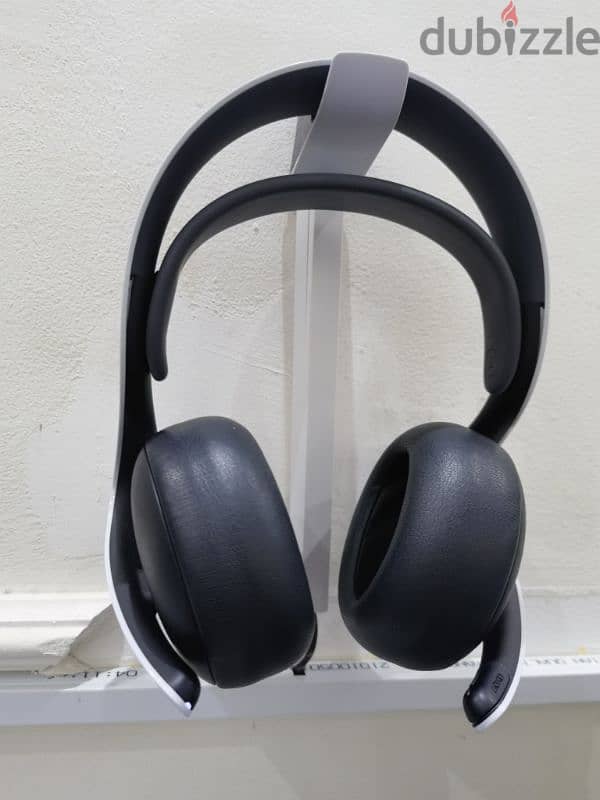 Sony pulse elite headset very clean 1