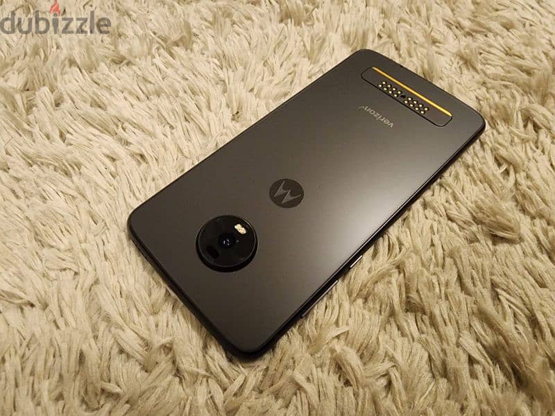 Motorola Moto Z4 Black 128GB Like Brand New Sparingly Used 7