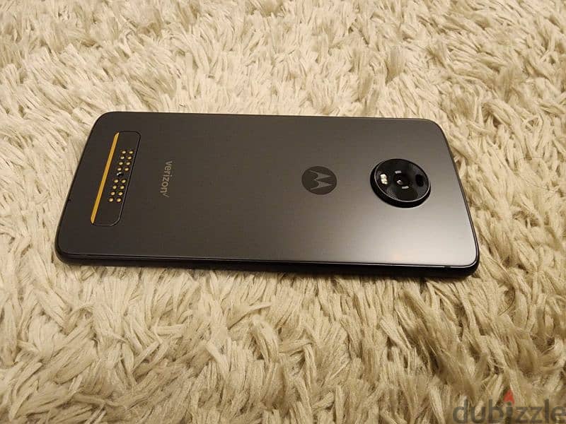 Motorola Moto Z4 Black 128GB Like Brand New Sparingly Used 8