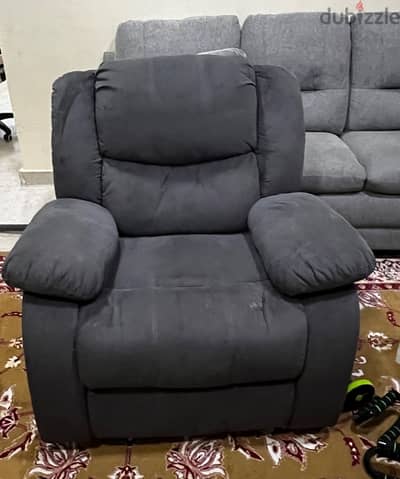 recliner chairكرسي ريكلاينر