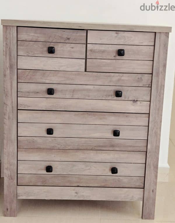 chest drawers 0