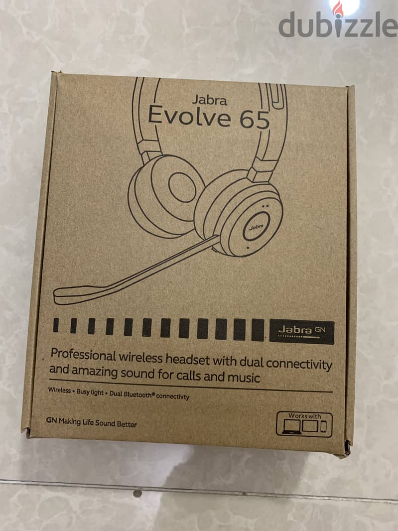 Jabra Evolve 65 headphones with mike 0