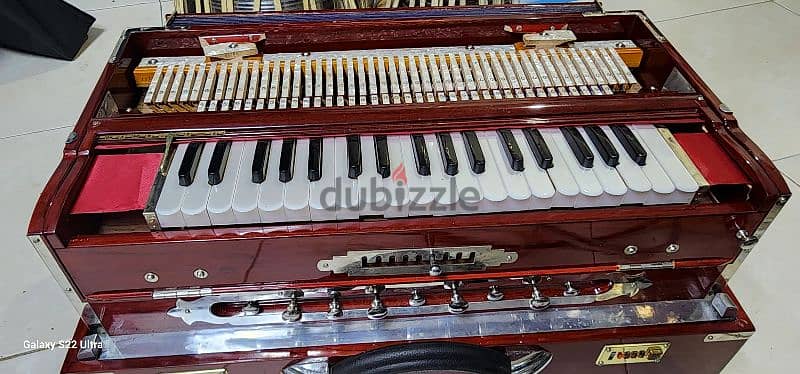 Harmonium with Drums 4