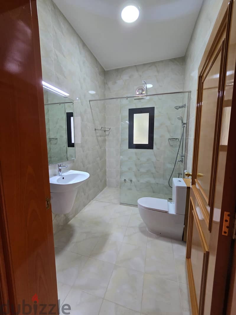 Villa 5BHK at Quraum CROWNE PLAZA-فيلا للايجار القرم مقابل كراون بلازا 7