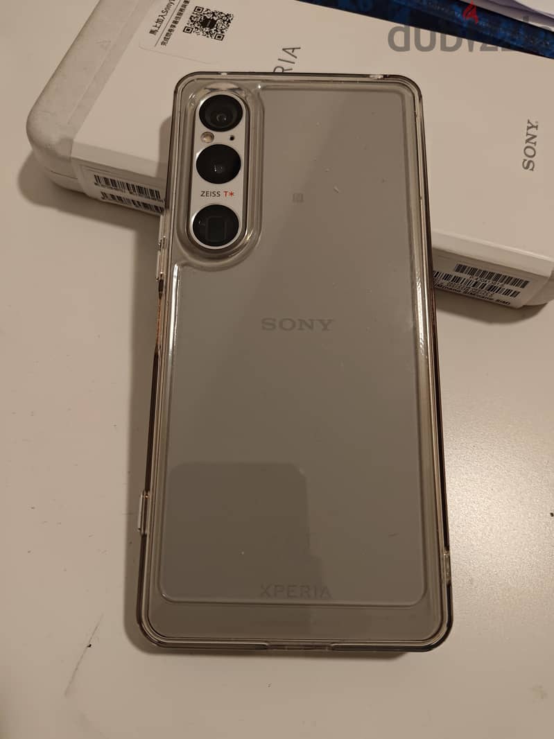 Sony Xperia 1 VI Dual-Sim 256GB ROM+12GB RAM 5G International Version 6