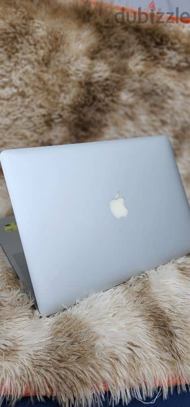 MacBook Pro core i7 quade core Pro with 16gb ram 15.5 Ratina 3