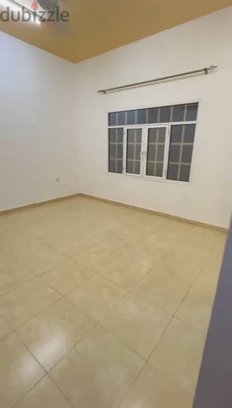 Flat for rent - Fanja / شقة للإيجار - فنجا 5