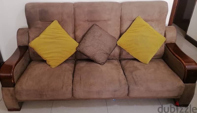 3 Seater Sofa Set in through Away Price 1