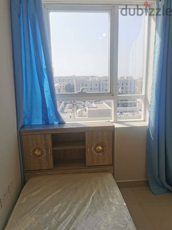 BedSpace for Rent In AL KHEWAIR for bacholar 12