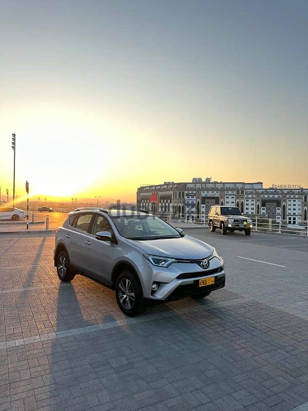 Toyota Rav 4 2018 "OMAN Gcc Car" good condition for sale 0