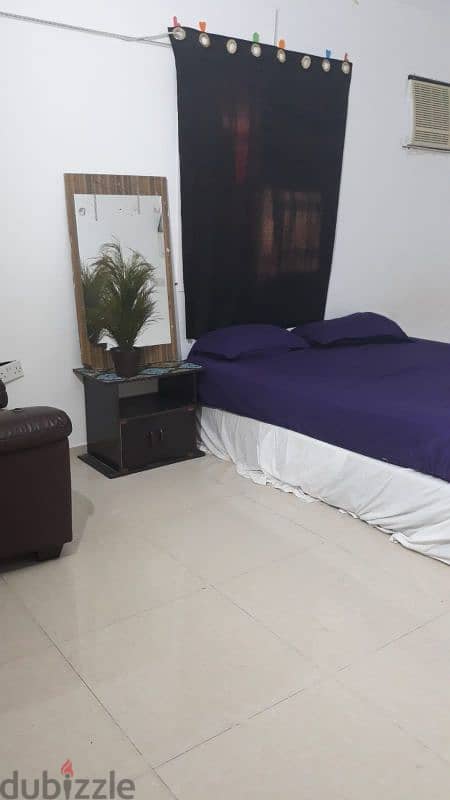 room for rent with attached bathroom al khuwair behind sagarpolyclinic 0