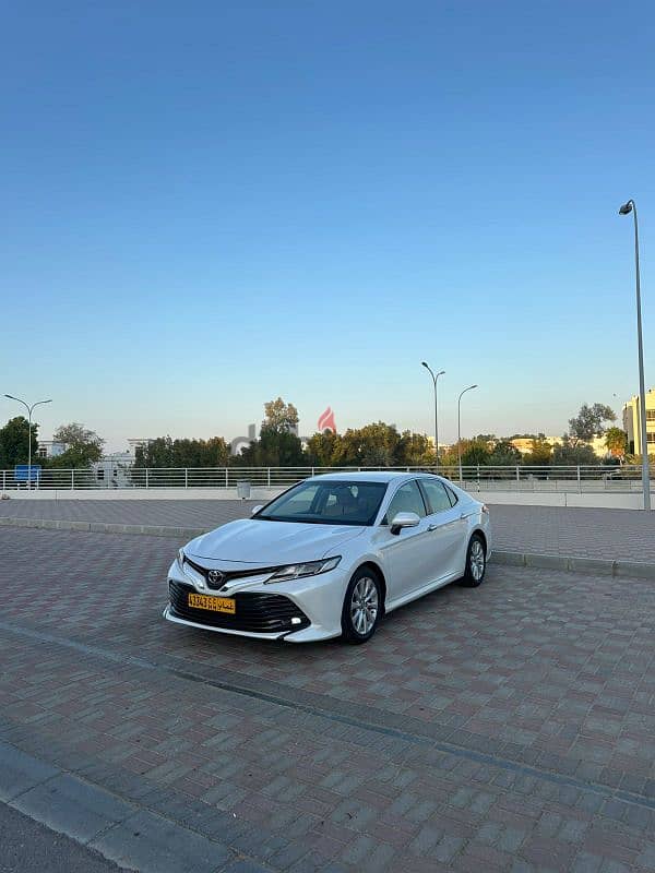 toyota camry model 2019 "OMAN CAR" good condition for sale 0