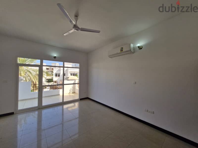 5 BR + 1 Maid’s Room Villa in Madinat Qaboos with Common Amenities 8