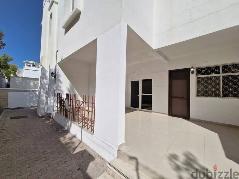 5 BR + 1 Maid’s Room Villa in Madinat Qaboos with Common Amenities 15