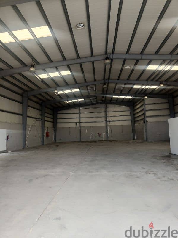 Warehouse in Falaj Ouhi Senaiya - 1800 sqm & 800 sqm 1