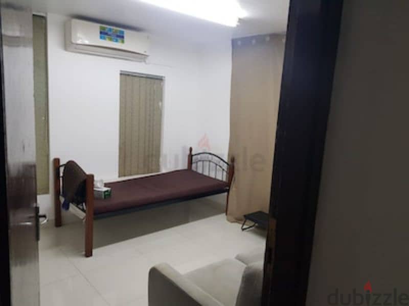 Sharing Room (bed space)for rent in Hamriya, Ruwi only for malaylies 0