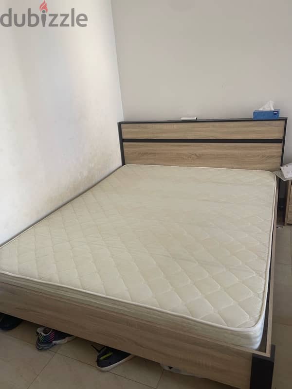 complete bed room for sell 3