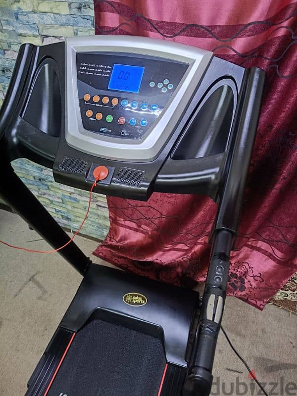 Treadmill delivery Free 8