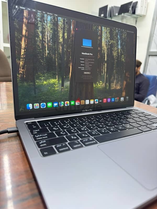 MacBook Pro 2020 with Touch id 16gb Ram 1Tb ssd 5