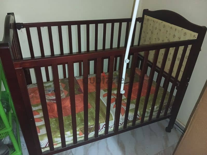 baby crib 0