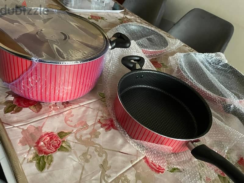 urgent sale!!! blumen brand utensils 0