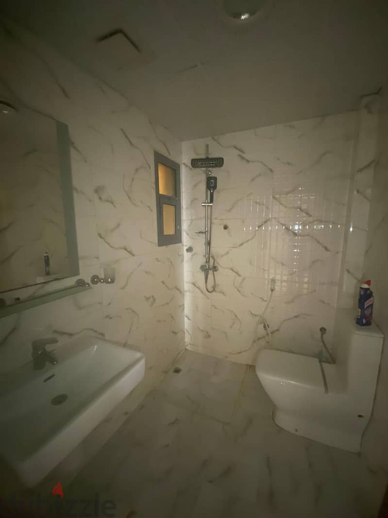 "SR-AK-674  *High-Quality Flat to Let in Al Khoud 7* 5