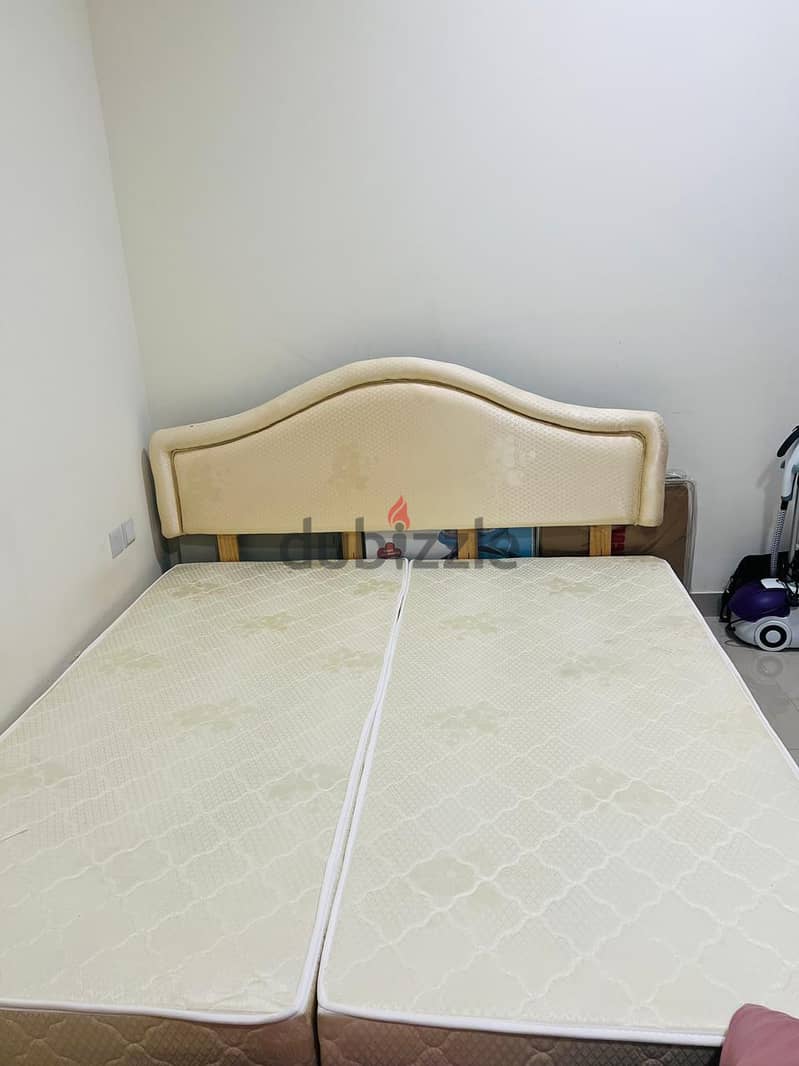 King size bed mattress with cot 0